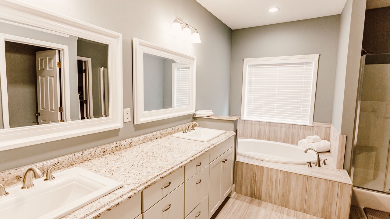 Photo of Bathroom in Surfside Beach