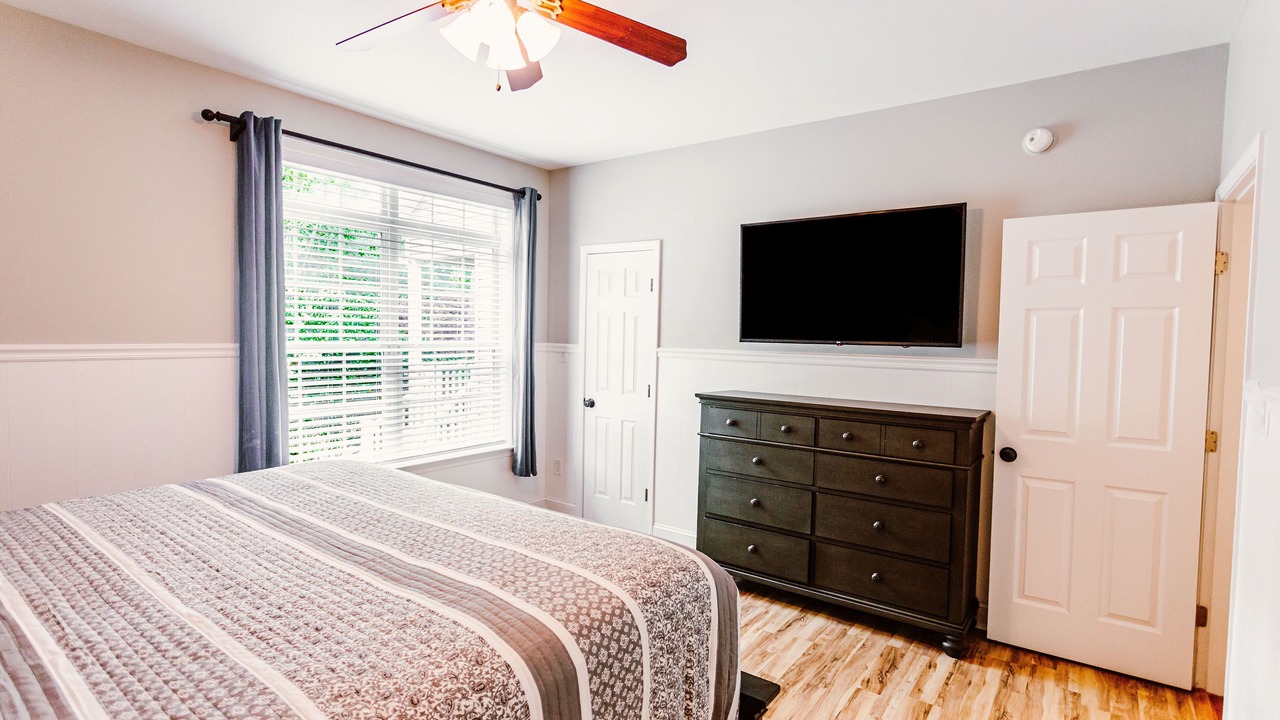 Photo of Bedroom in Surfside Beach