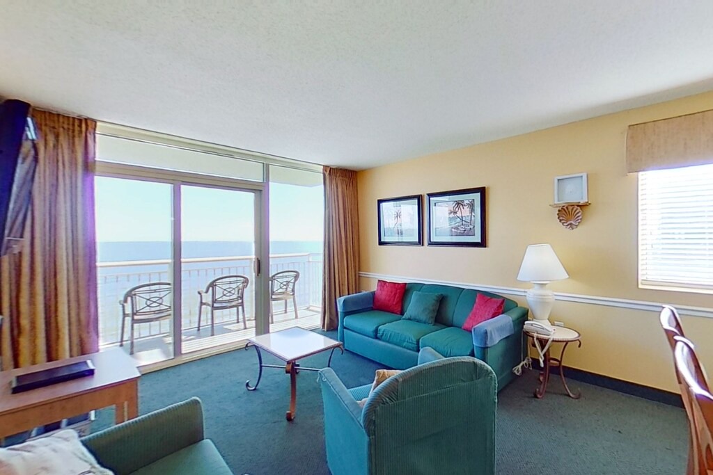 Photo of Livingroom in Myrtle Beach