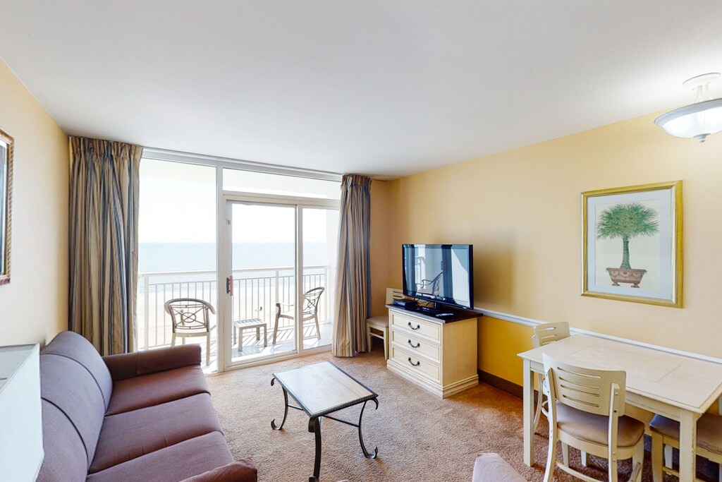 Photo of Livingroom in Myrtle Beach