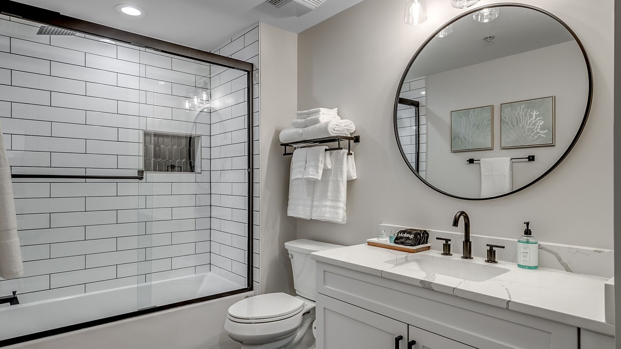 Photo of Bathroom in Windy Hill