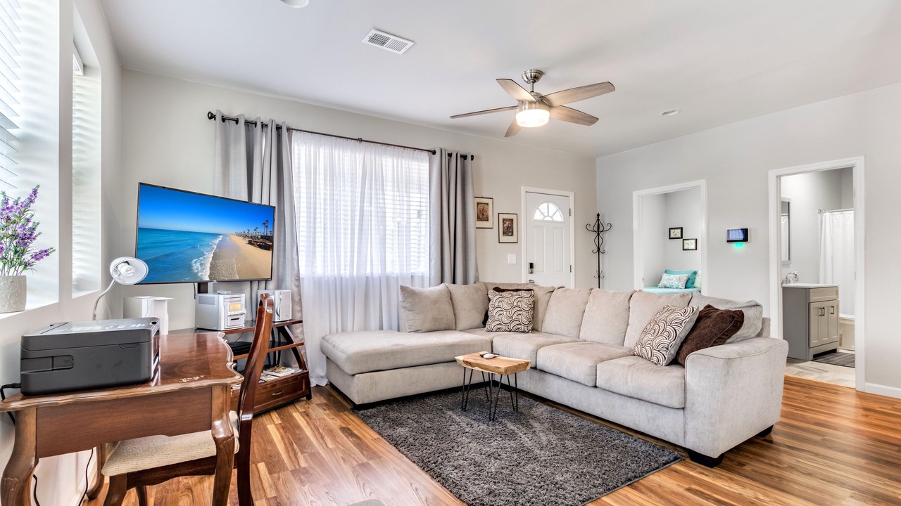 Photo of Livingroom in North Charleston