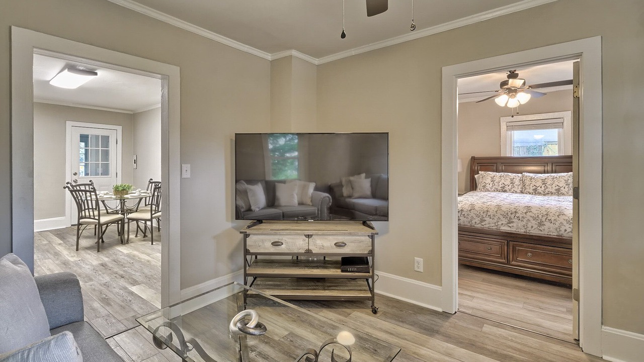 Photo of Livingroom in Rosewood