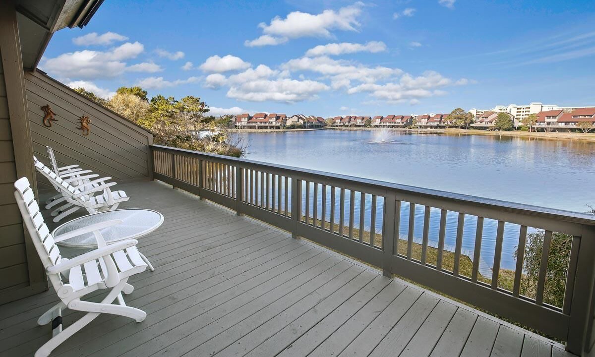 Photo of Patio Balcony in Litchfield by the Sea
