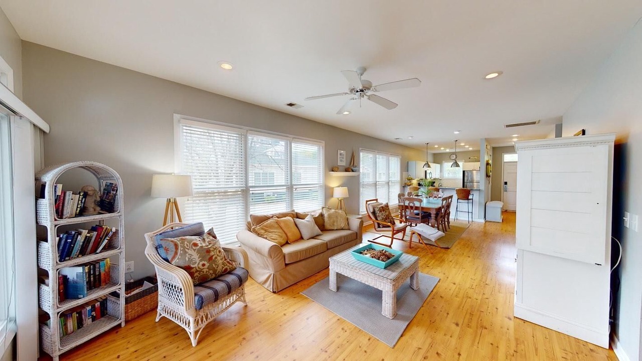 Photo of Livingroom in Litchfield by the Sea