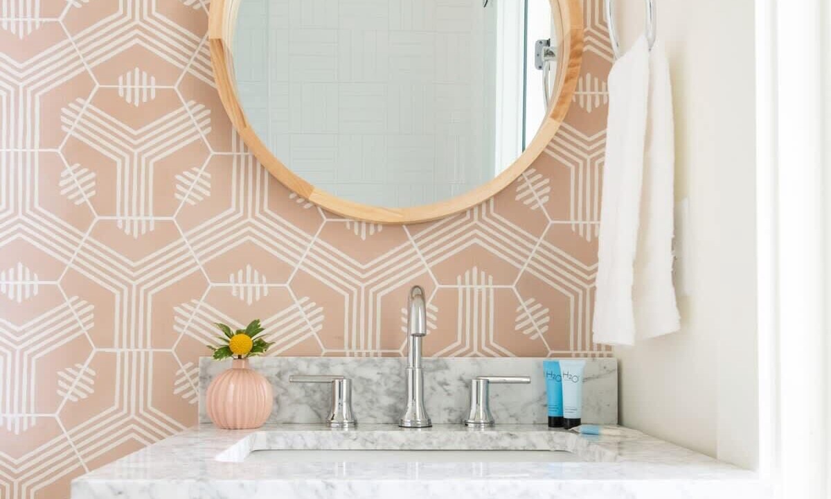 Photo of Bathroom in Cannonborough Elliotborough