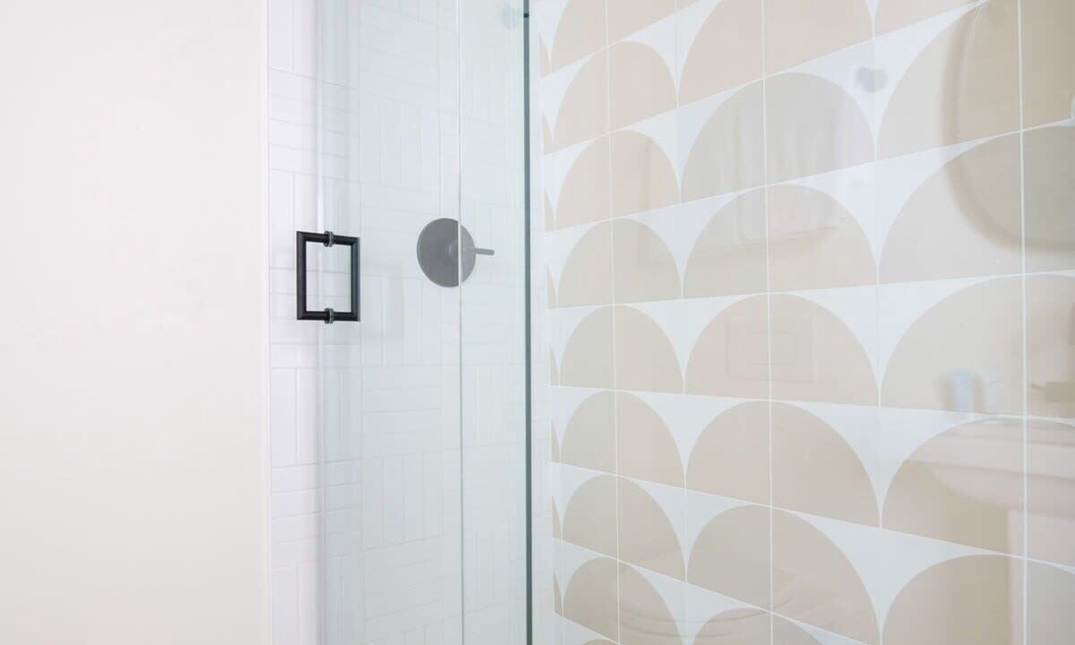 Photo of Bathroom in Cannonborough Elliotborough