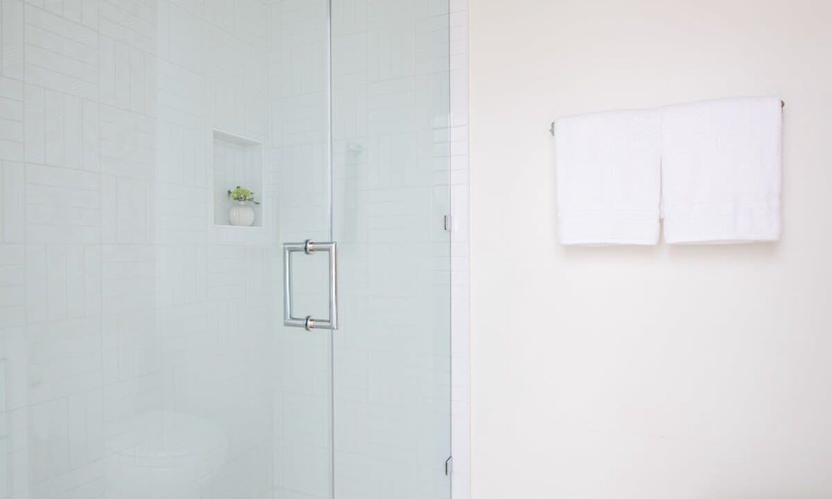 Photo of Bathroom in Cannonborough Elliotborough