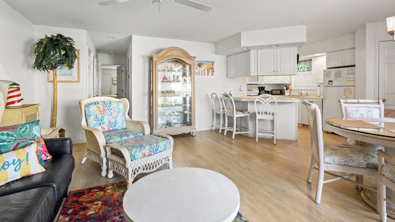 Photo of Livingroom in Cherry Grove Beach