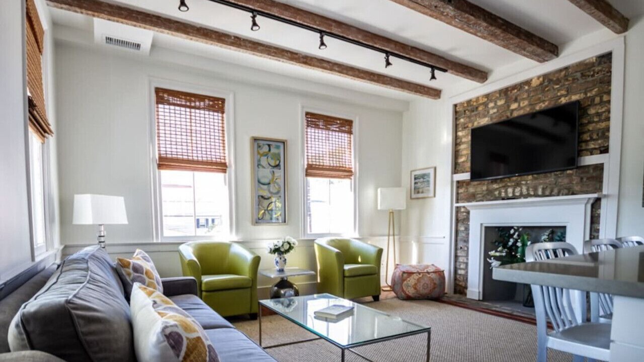 Photo of Livingroom in Cannonborough Elliotborough