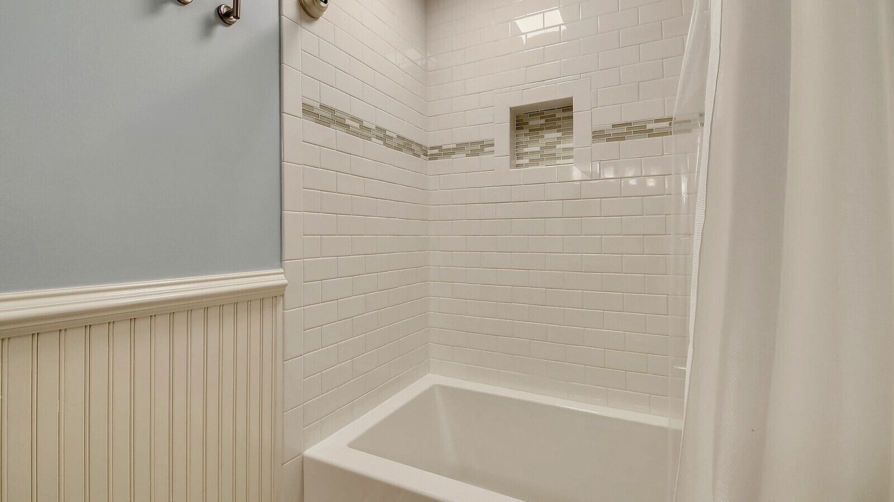 Photo of Bathroom in Heritage Woods