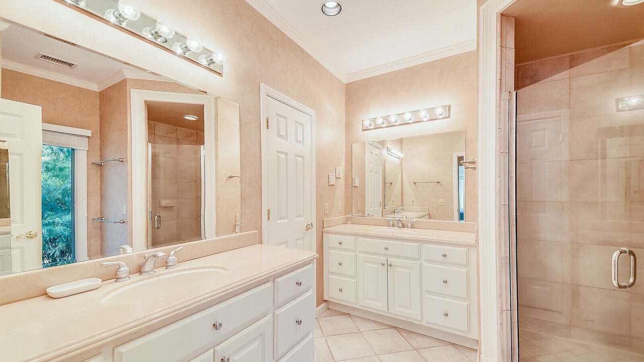 Photo of Bathroom in Heritage Woods