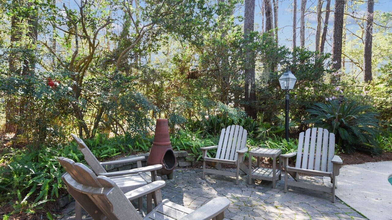 Photo of Outdoor in Heritage Woods
