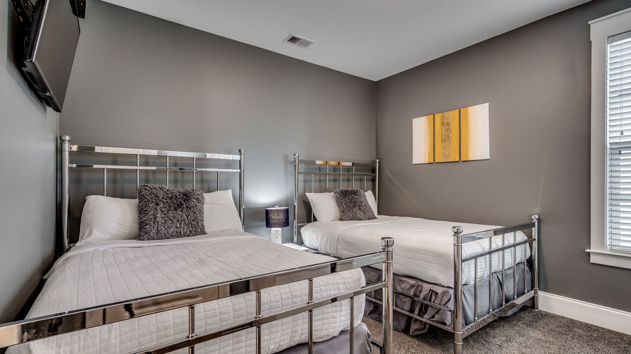 Photo of Bedroom in Windy Hill