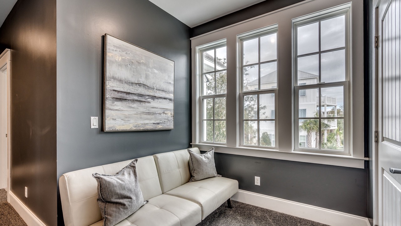 Photo of Livingroom in Windy Hill
