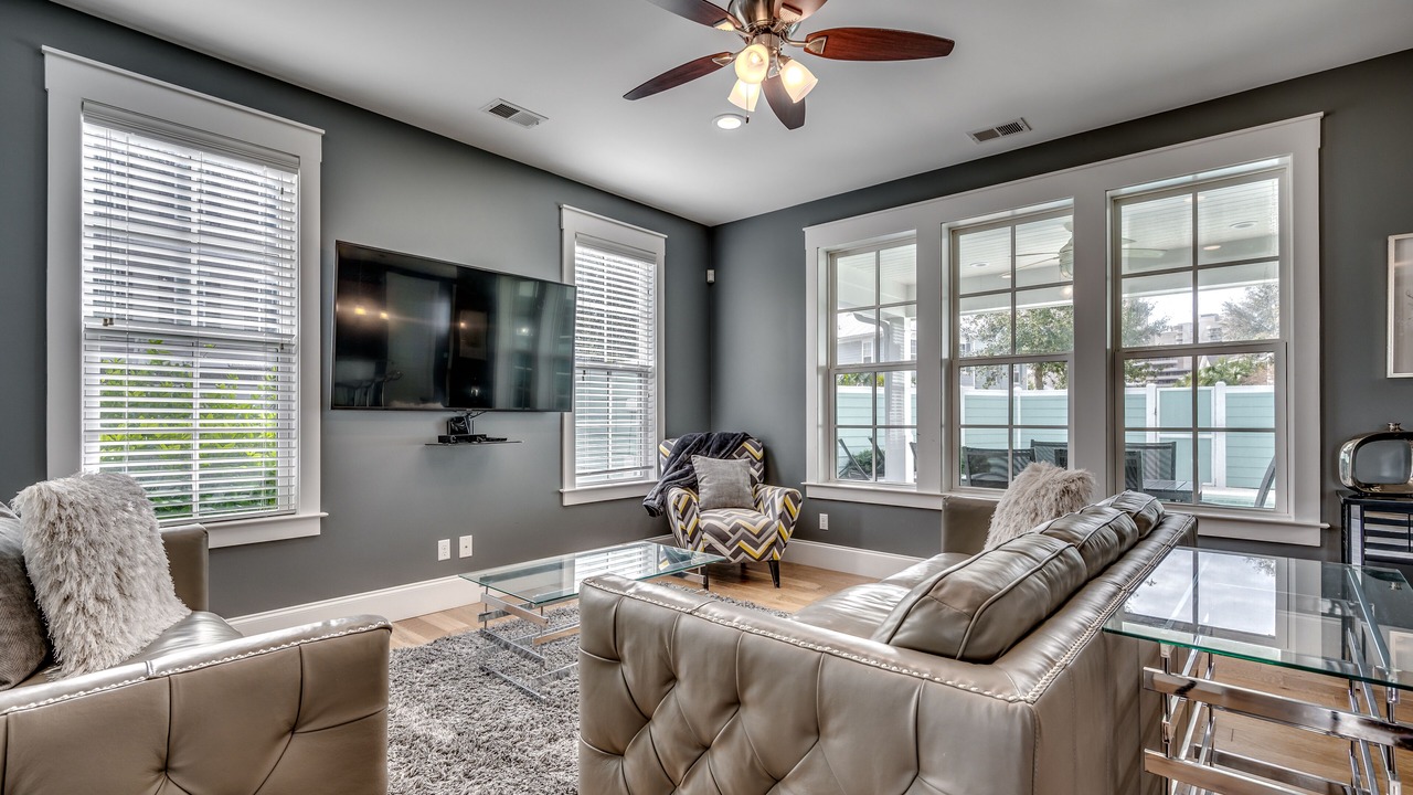 Photo of Livingroom in Windy Hill