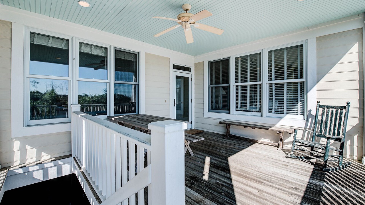 Photo of Patio Balcony in Debordieu Colony