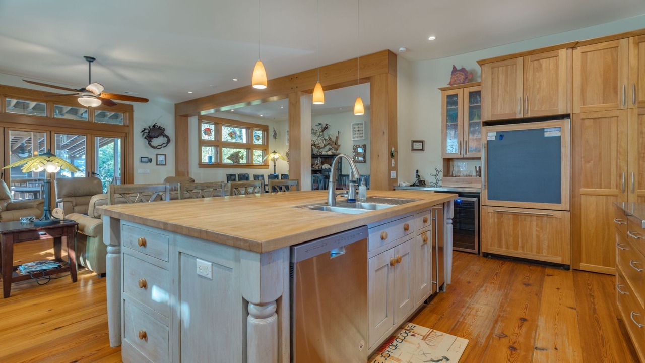 Photo of Kitchen in North Forest Beach