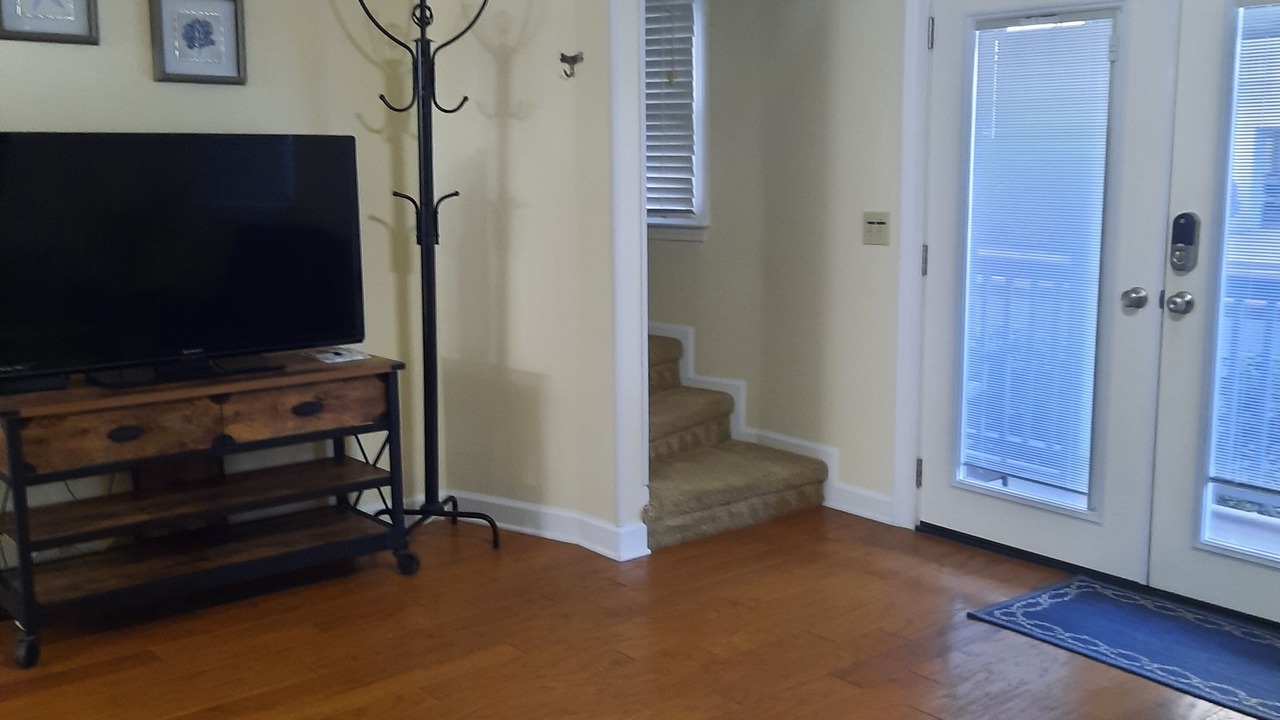 Photo of Bedroom in Crescent Beach