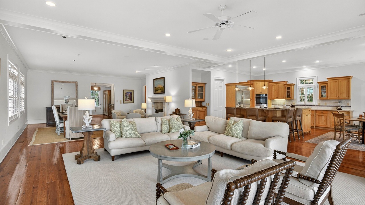 Photo of Livingroom in West Beach