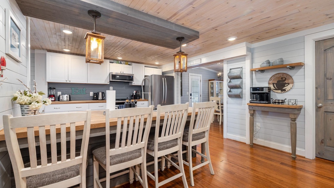 Photo of Kitchen in Crescent Beach