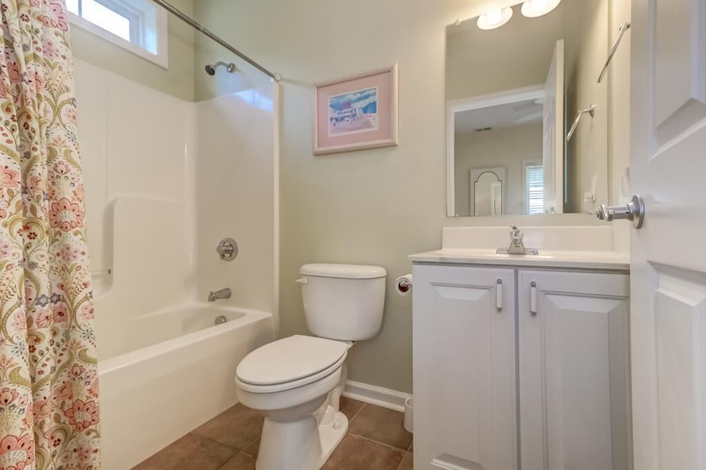 Photo of Bathroom in Waters Edge
