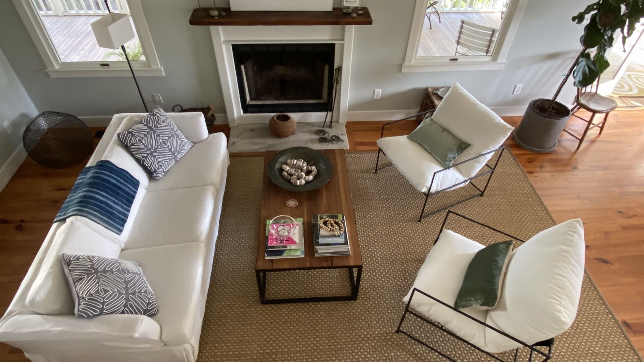 Photo of Livingroom in Sullivan's Island