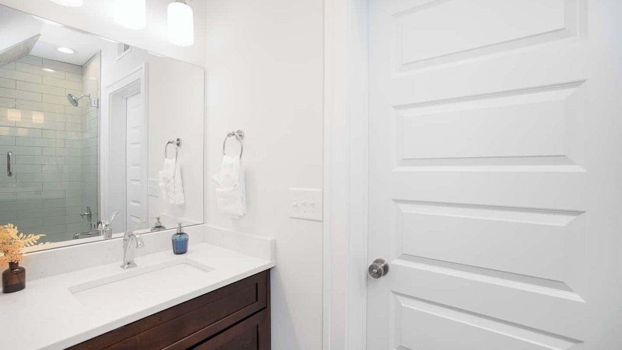 Photo of Bathroom in Villa Heights
