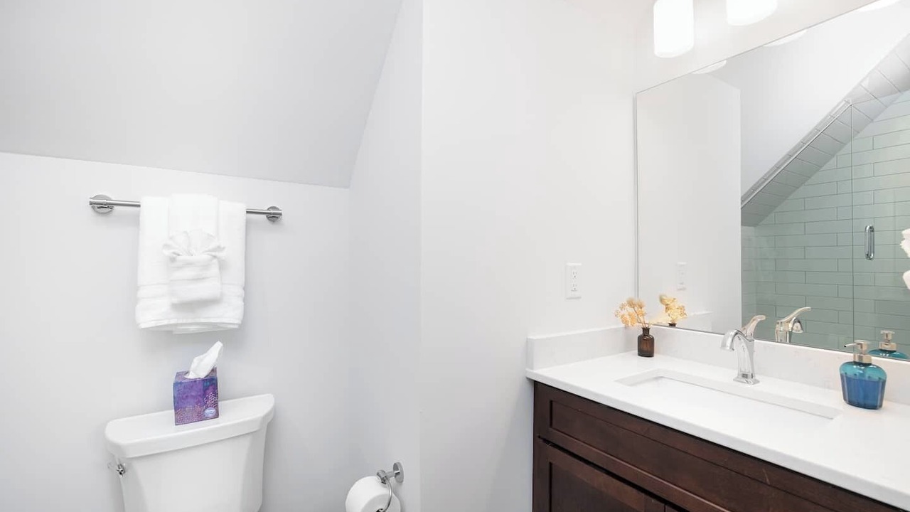 Photo of Bathroom in Villa Heights