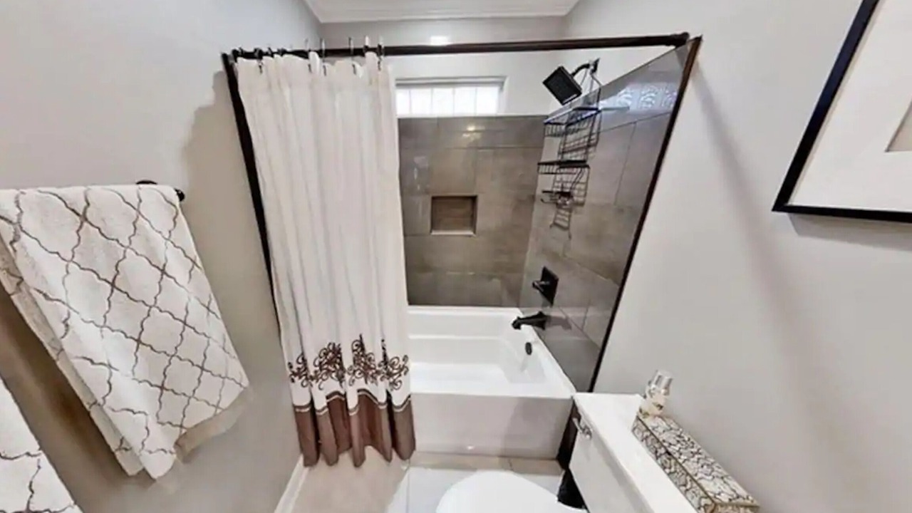 Photo of Bathroom in Manning