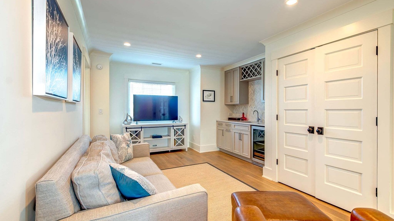 Photo of Livingroom in Isle of Palms