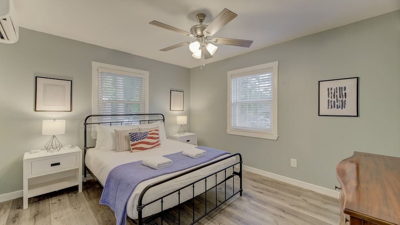 Photo of Bedroom in Forest Acres