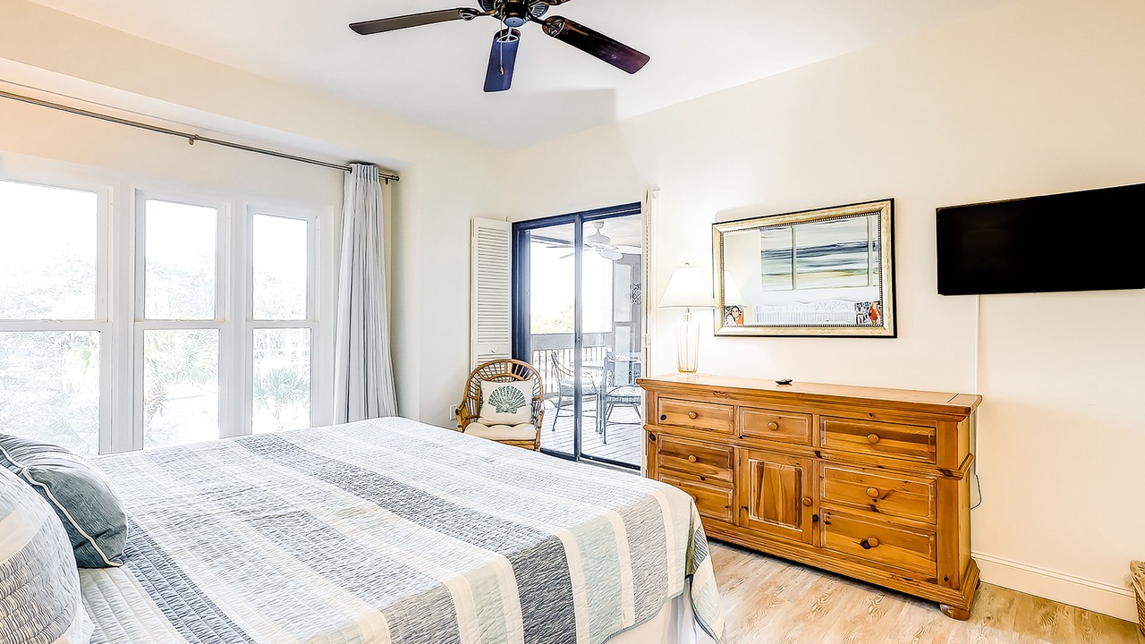 Photo of Bedroom in Shelter Cove