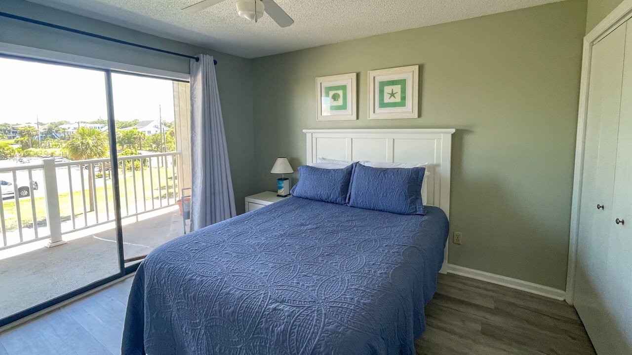 Photo of Bedroom in Edisto Island
