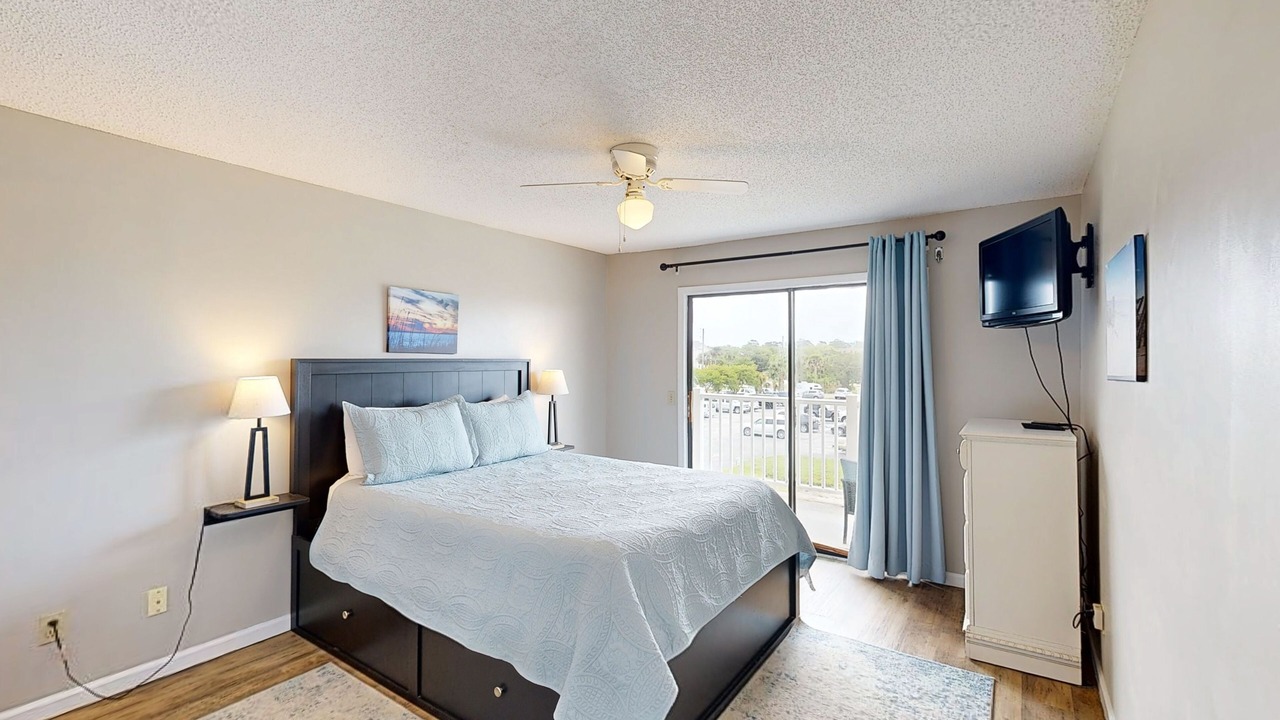 Photo of Bedroom in Edisto Island