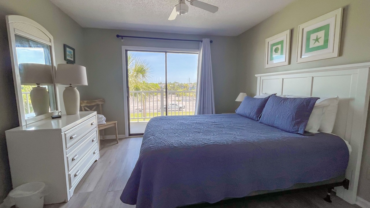 Photo of Bedroom in Edisto Island