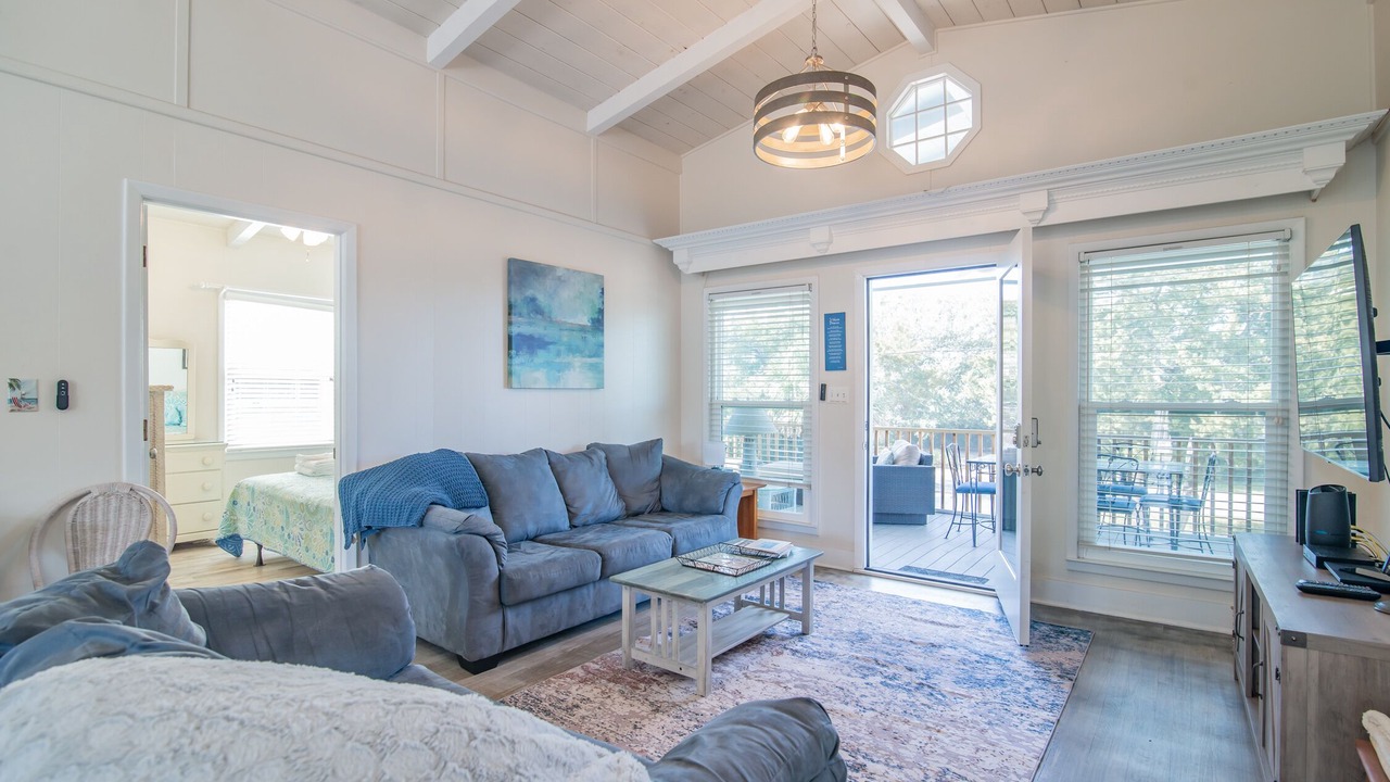 Photo of Livingroom in Litchfield by the Sea