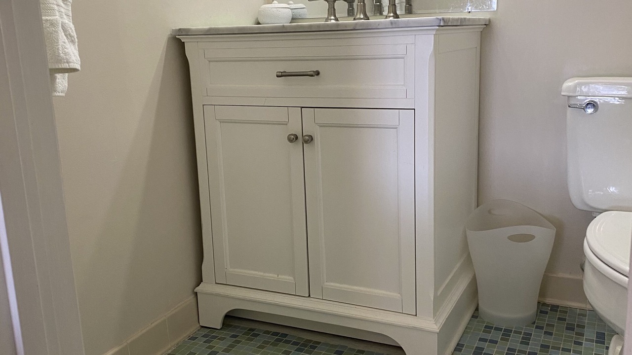 Photo of Bathroom in Arcadian Shores