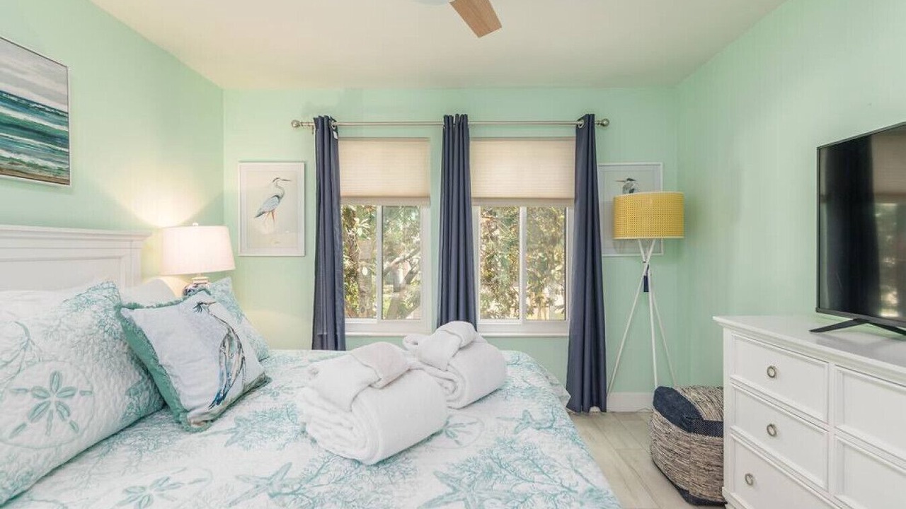 Photo of Bedroom in Palmetto Dunes