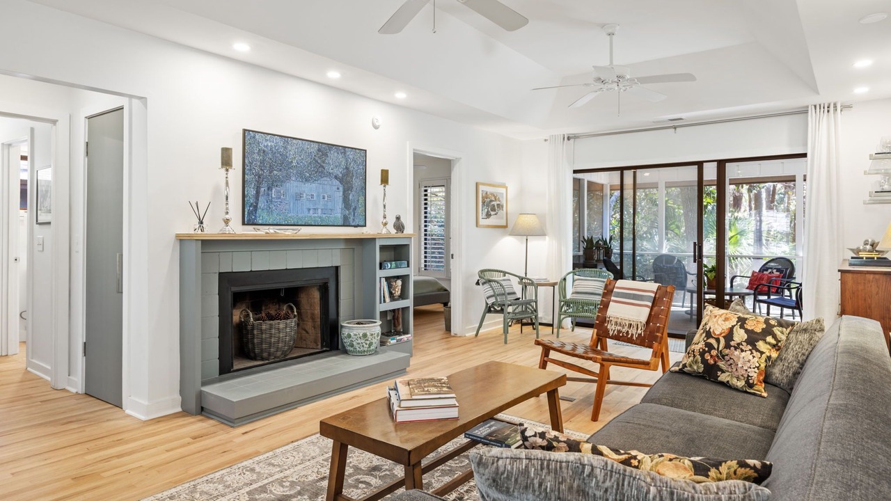Photo of Livingroom in West Beach