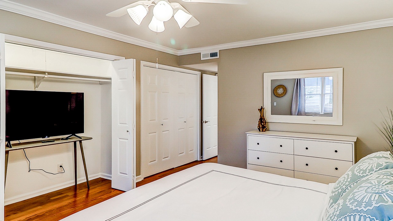 Photo of Bedroom in Old Village