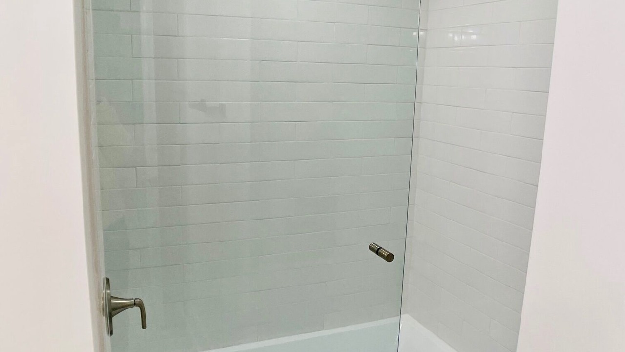 Photo of Bathroom in Cannonborough Elliotborough