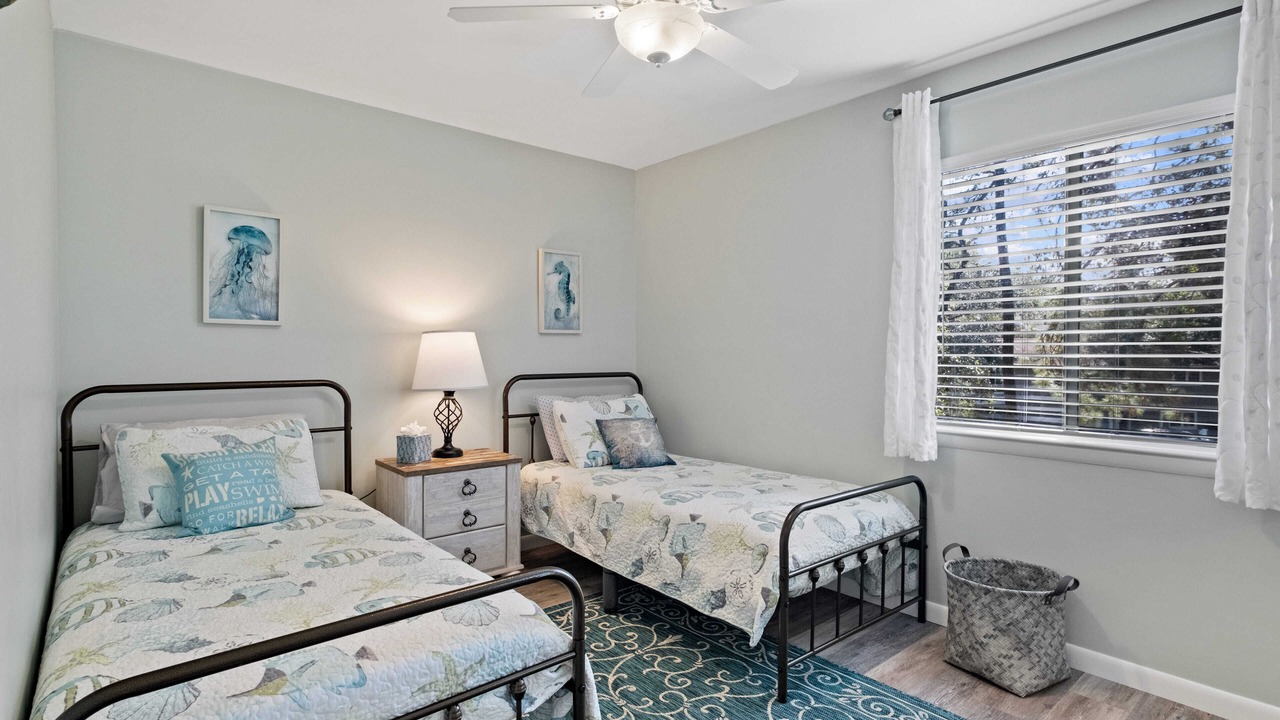 Photo of Bedroom in Folly Field