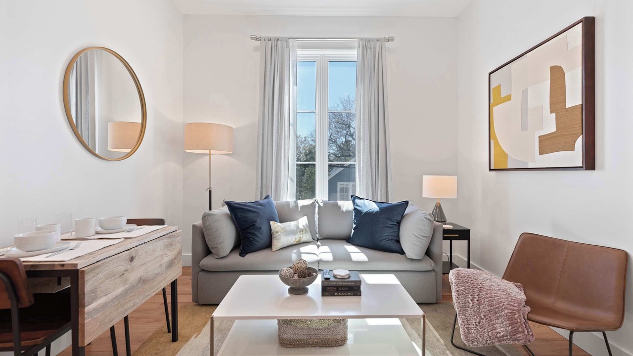 Photo of Livingroom in Cannonborough Elliotborough
