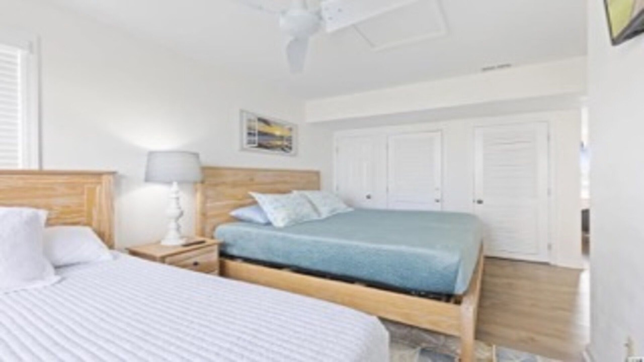 Photo of Bedroom in Cherry Grove Beach
