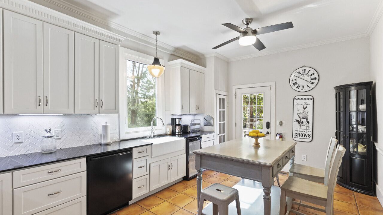 Photo of Kitchen in Cannonborough Elliotborough