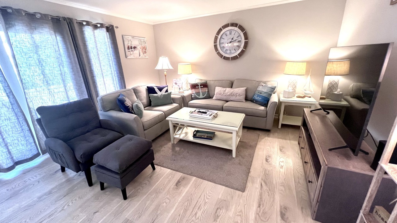 Photo of Livingroom in Harbour Town
