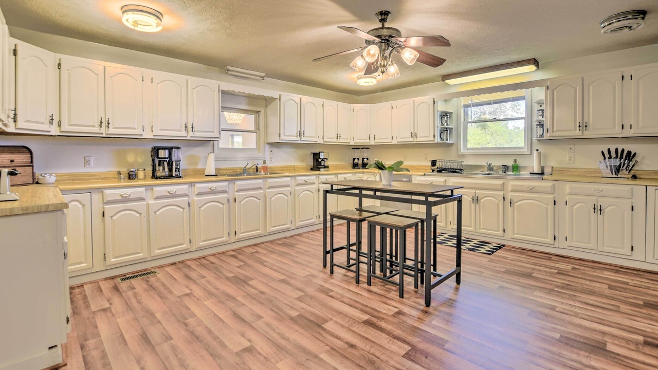 Photo of Kitchen in Sellers