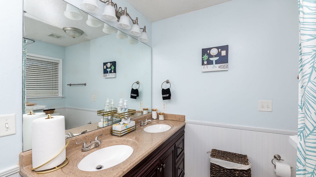 Photo of Bathroom in Goose Creek