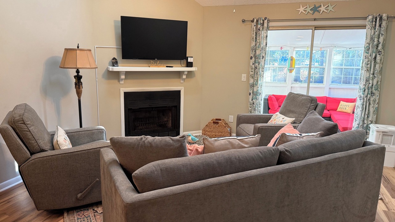 Photo of Livingroom in Charleston